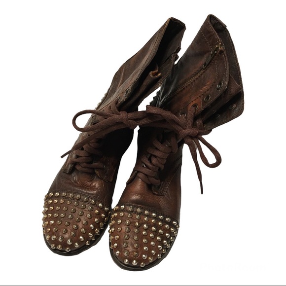 Steve Madden Tarnney Brown Leather Studded Combat Boots Size 7M - Picture 1 of 13